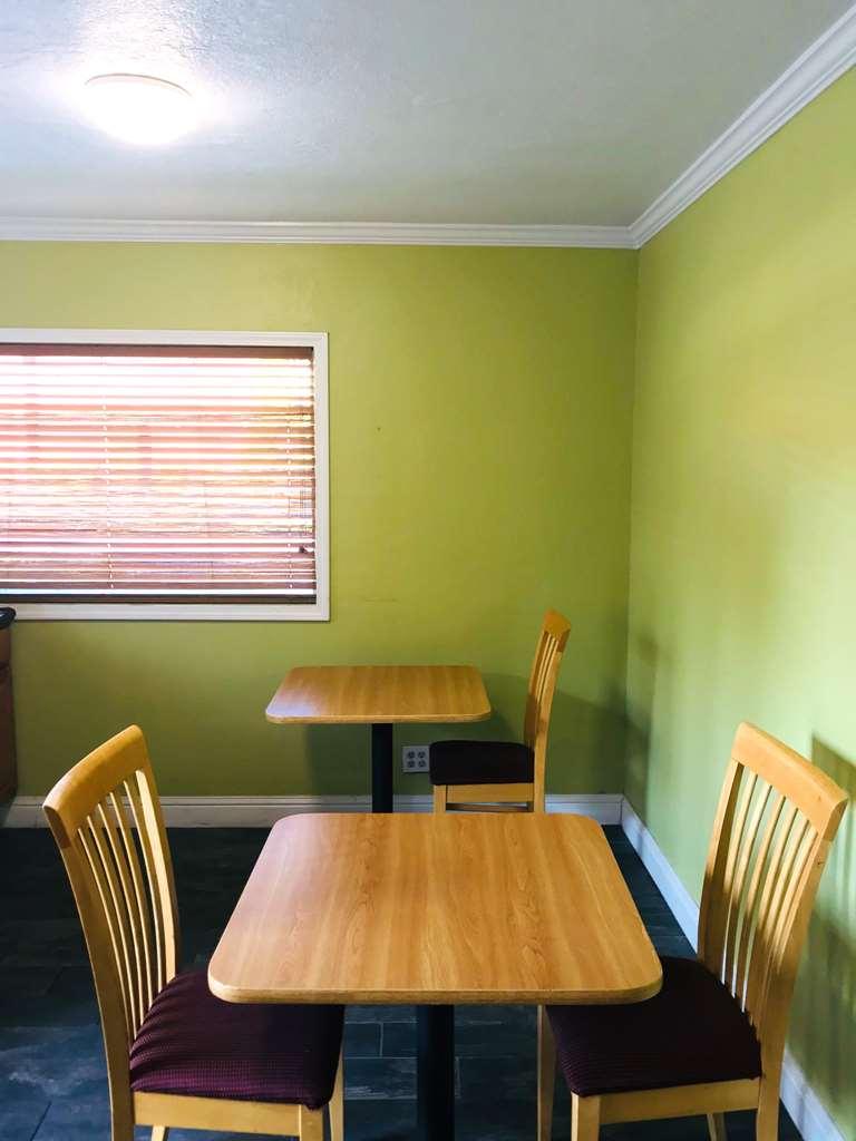 Americas Best Value Inn Visalia Exterior foto