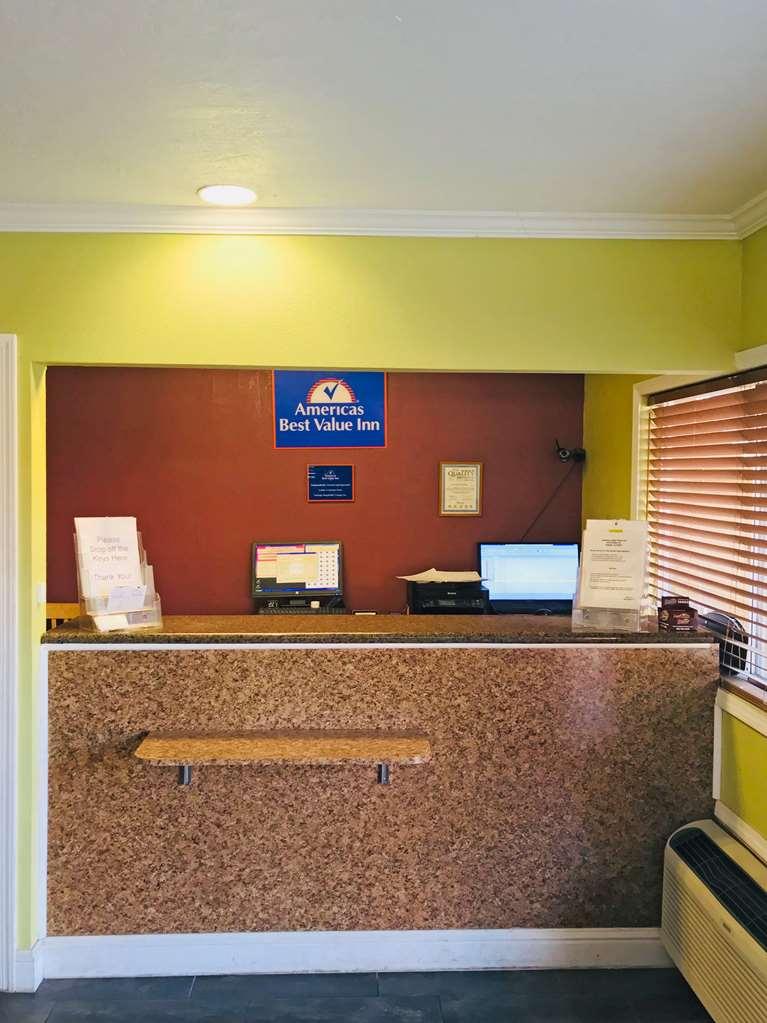 Americas Best Value Inn Visalia Interior foto